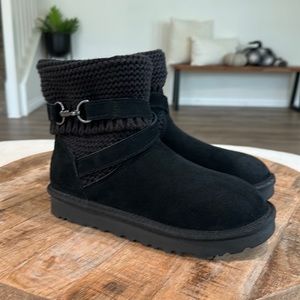Ugg Strap Boot Black Women’s Size 6